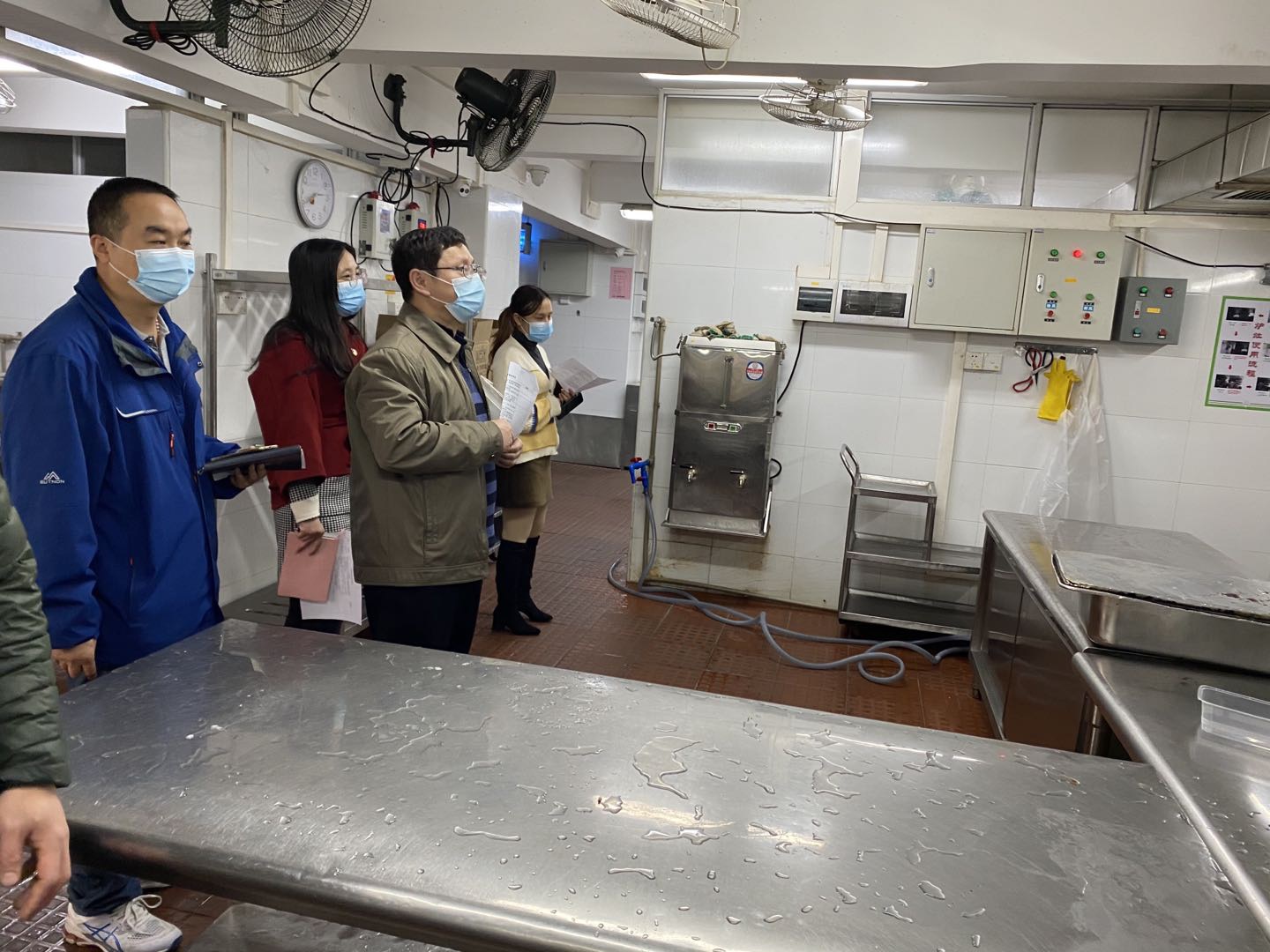 疫情防控做到位，，，，，，，监视检查落实处 ----白云山6008集团官方网站公司开展疫情防控检查事情